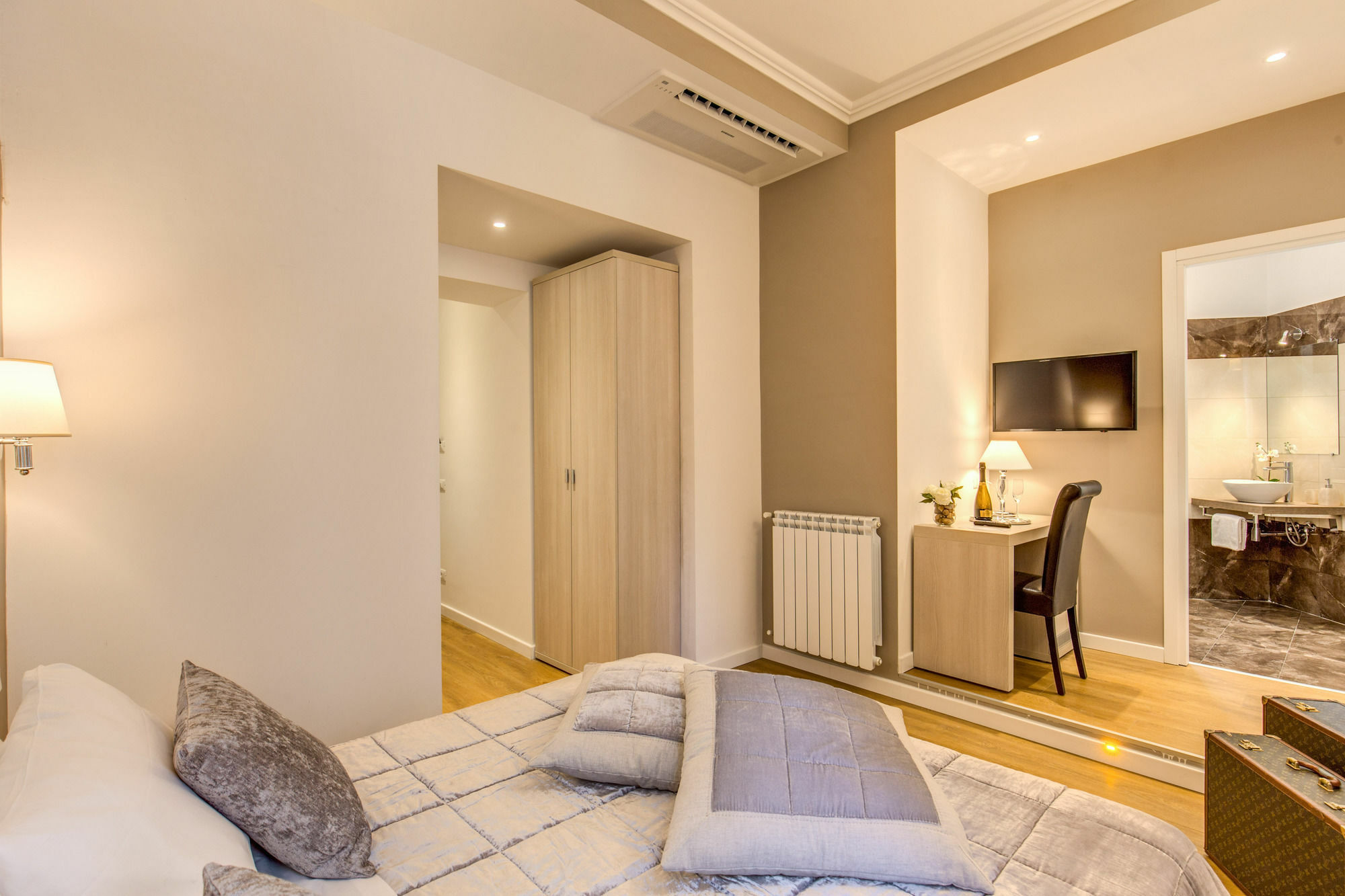 The Bridge Suites Roma Ngoại thất bức ảnh